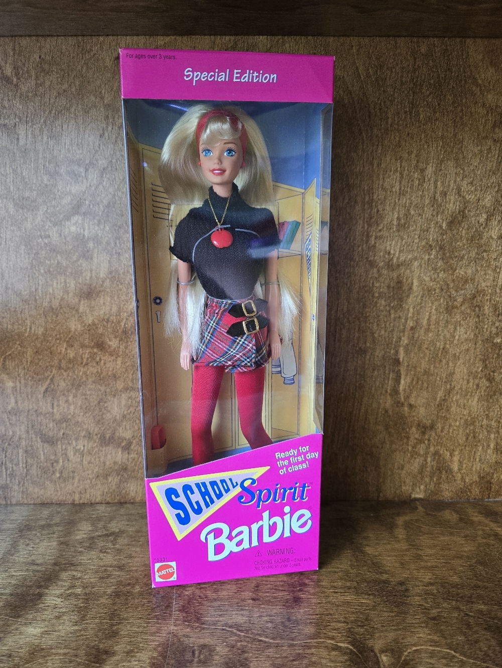 Vintage 1995 Mattel School Spirit Barbie Doll Blonde #15301 NRFB